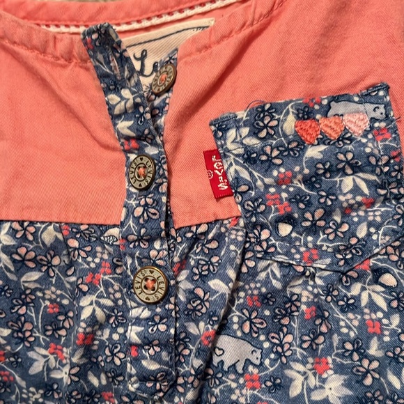 Levi’s Shirt - Picture 4 of 6